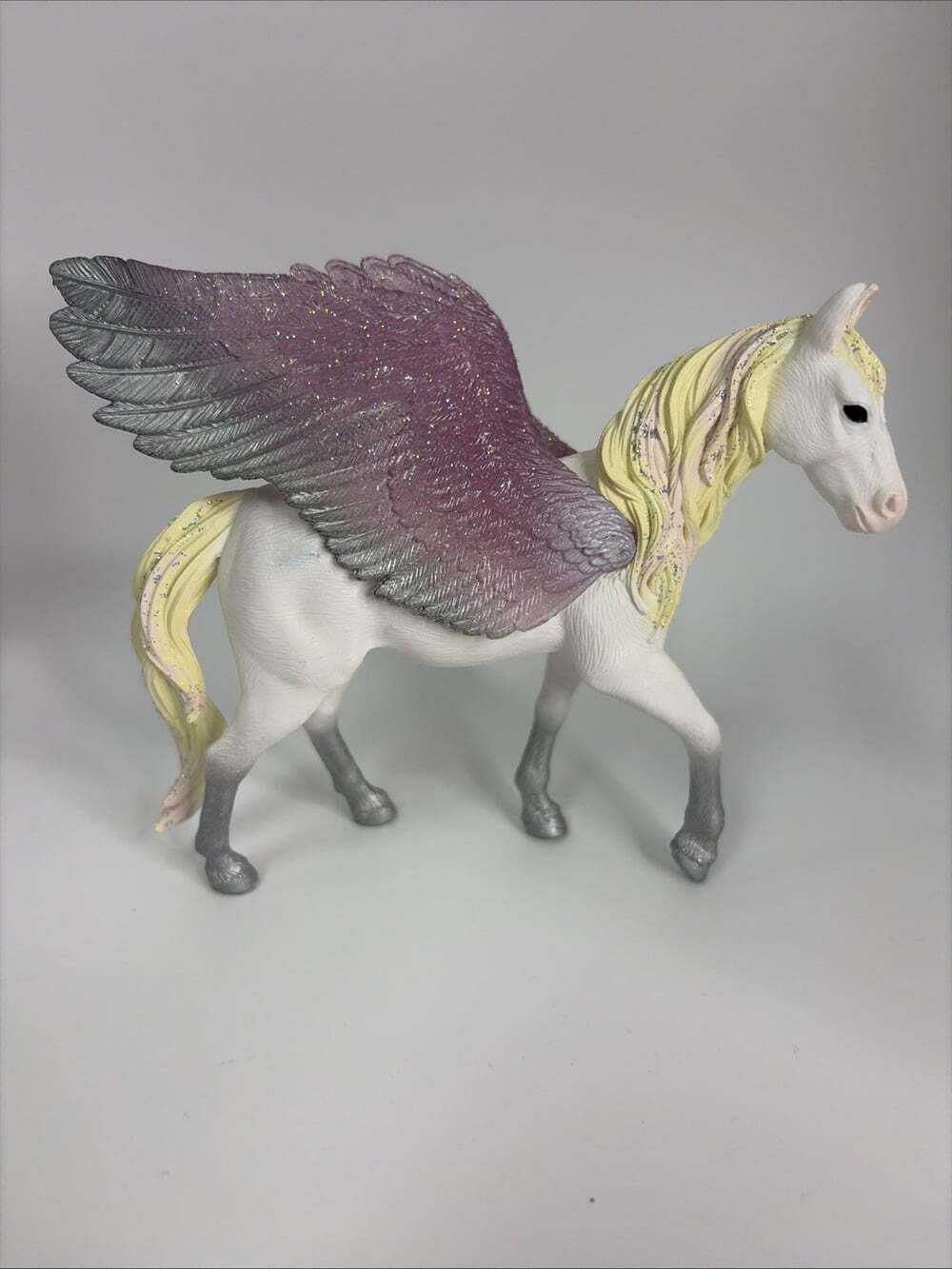 Schleich White Pegasus Winged Horse Mythical Fantasy Figure 2015